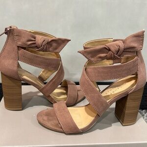 Lauren Conrad shoes size 6